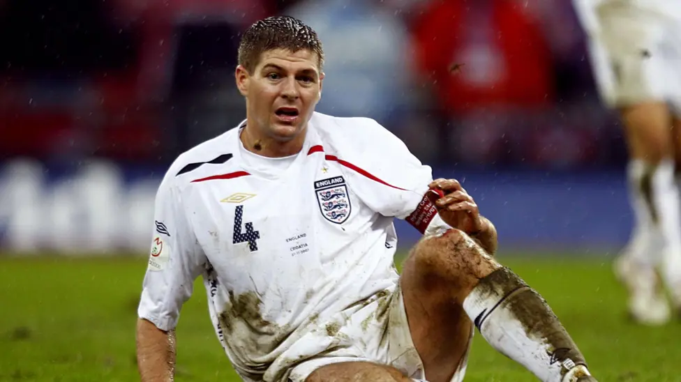 England's Golden Generation were 'egotistical losers' - Gerrard